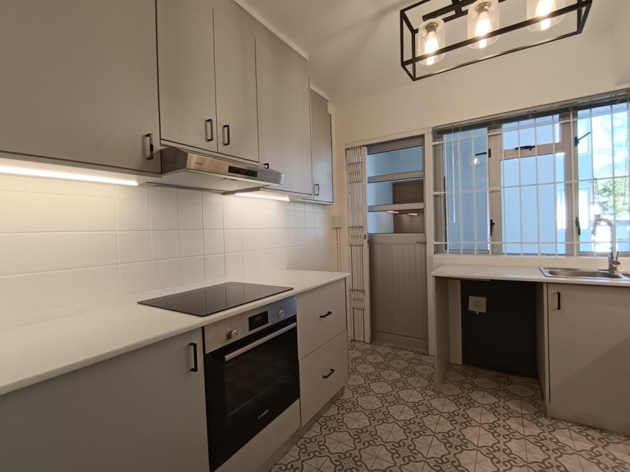 To Let 3 Bedroom Property for Rent in Claremont Western Cape